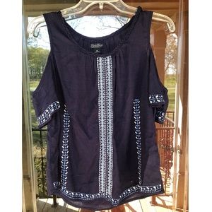 off the shoulder NAVY blouse!!